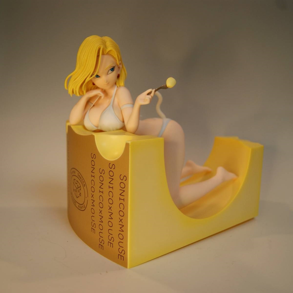 android 18 mouse figure