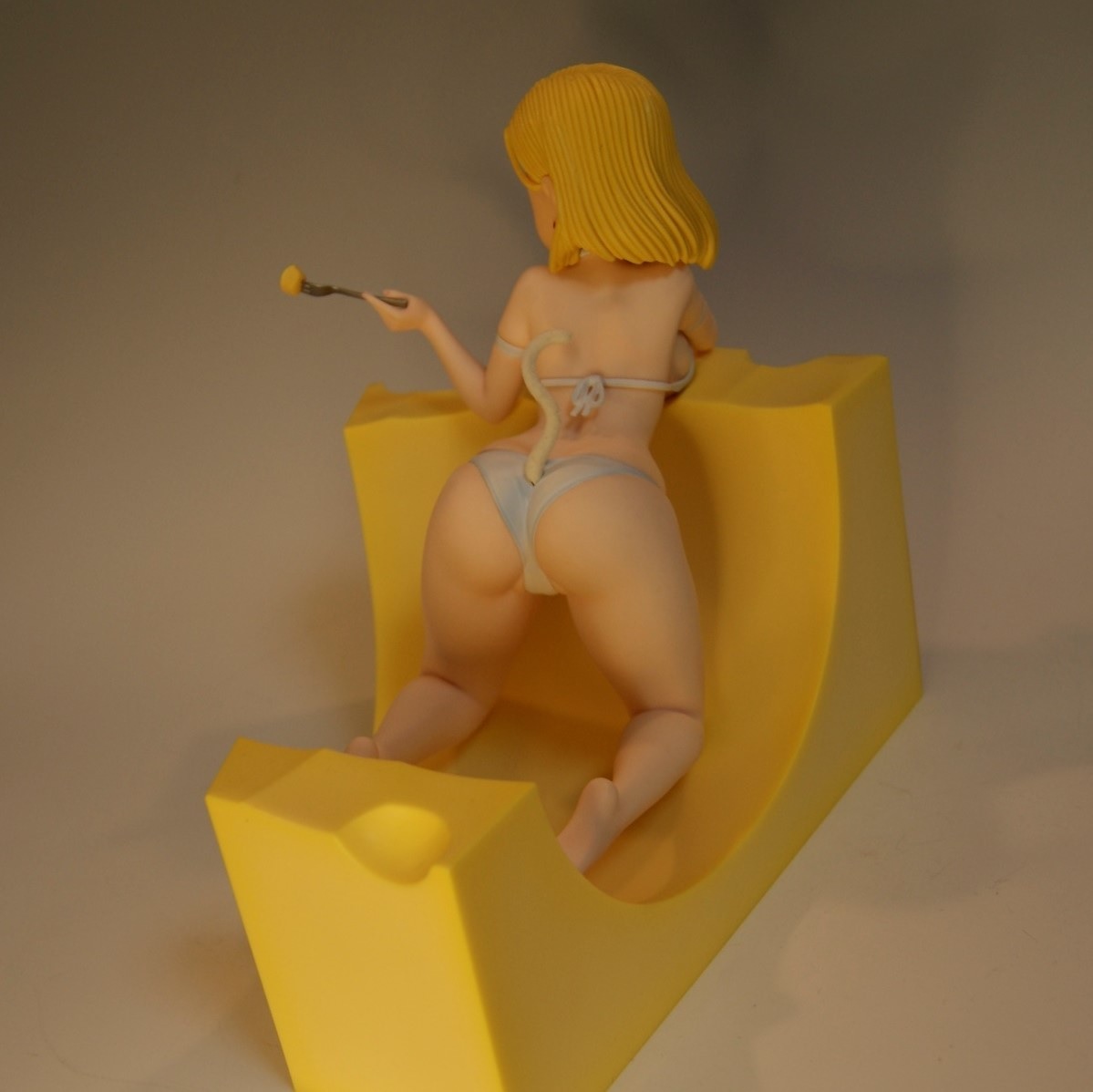 android 18 hot bikini